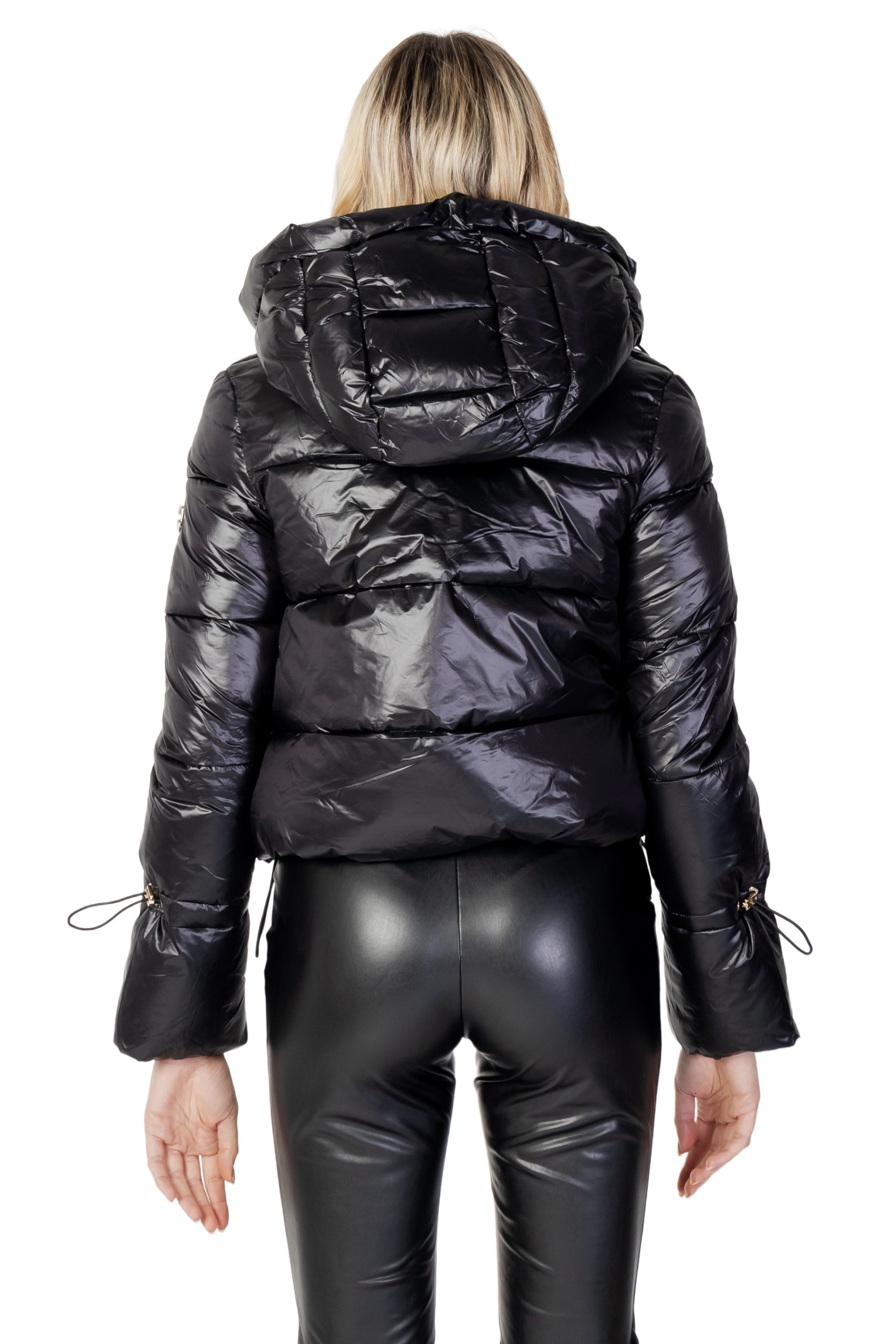 product-75390-328880638-jpg